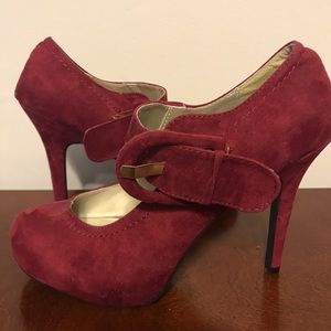 Madeline Girl Suede Heels Size 9